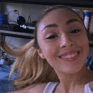 Meet your Posher, Yezika